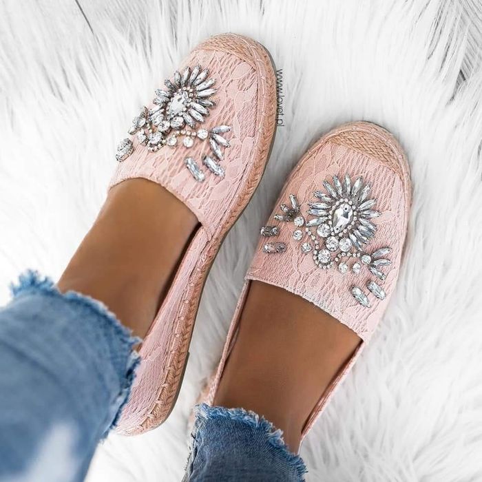 Rózowe espadryle z kamieniami rozm.40-41