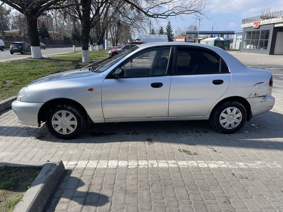 Продам автомобиль торг присуствует