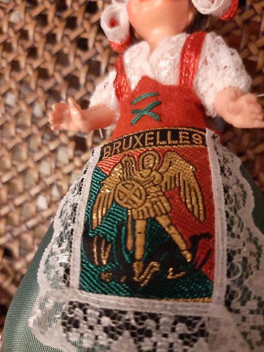 Boneca Vintage Souvenir Bruxelas. Nova.