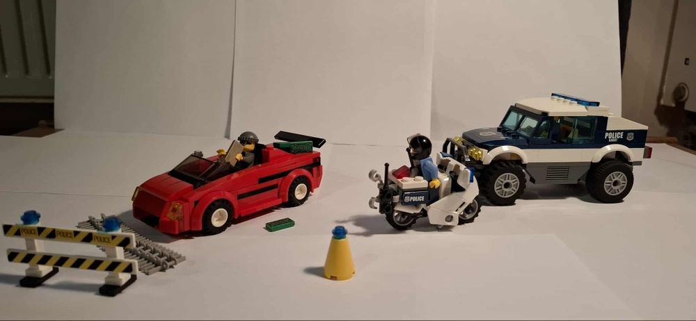 Klocki Lego city  zestaw 60007- Superszybki pościg