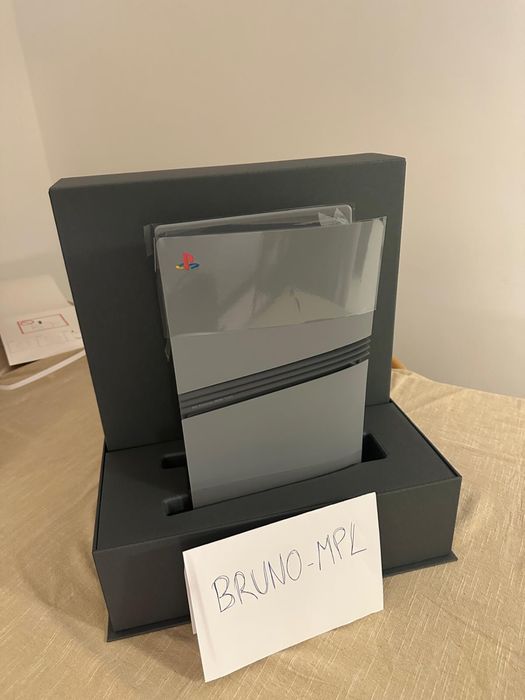 ps5 pro 30th anniversary bundle (nova / embalagem selada)