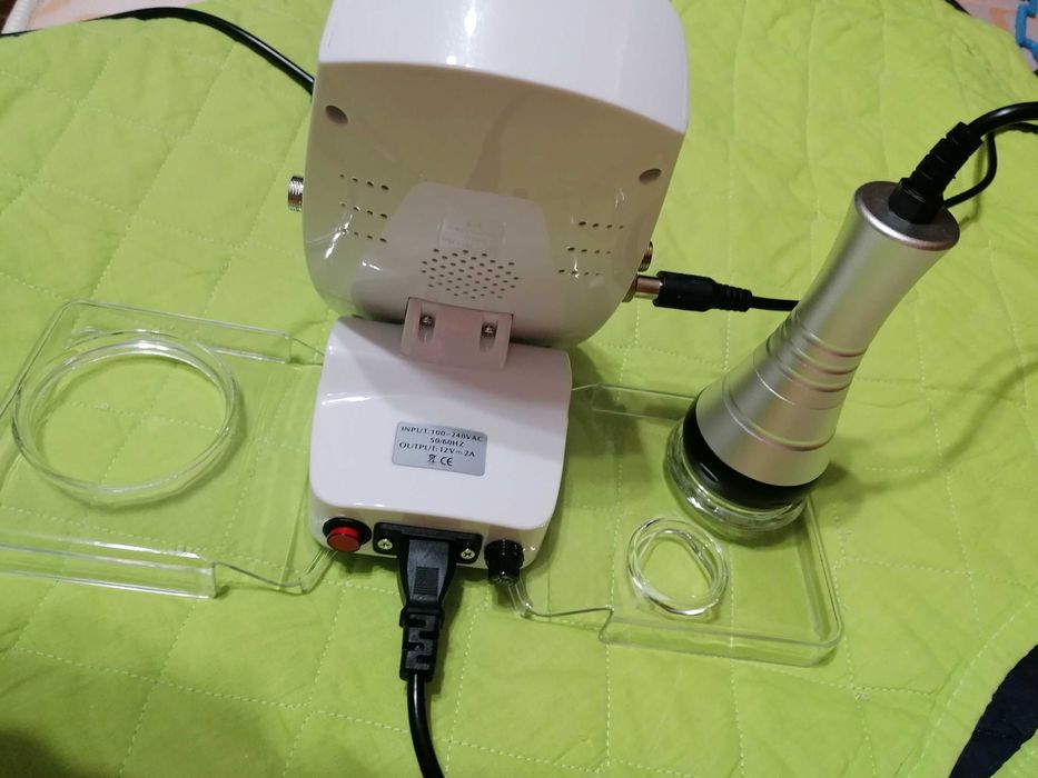 Máquina de cavitacao e radiofrequência 3 em 1