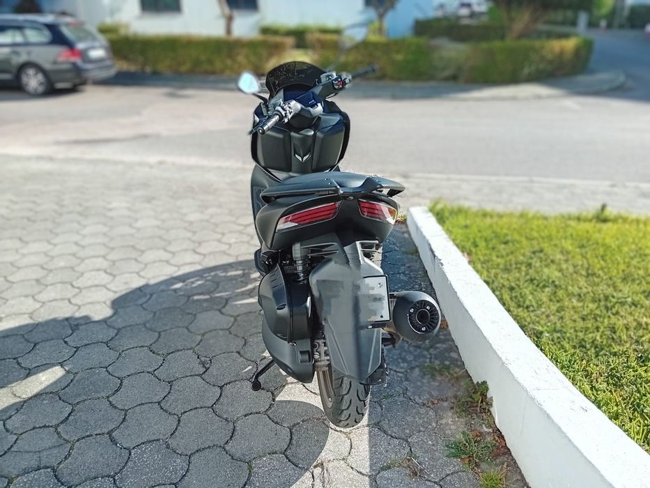 Vendo mota nova 2025