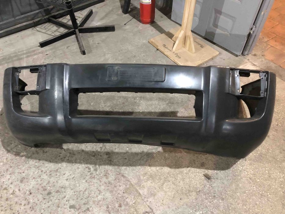 Бампер передній Hyundai Tucson l покоління 03-09 під покраску.