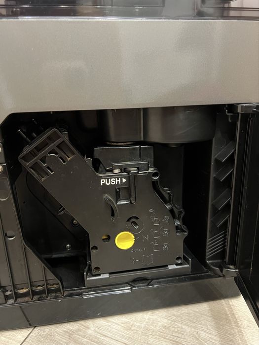 Кавомашина Saeco Lirika