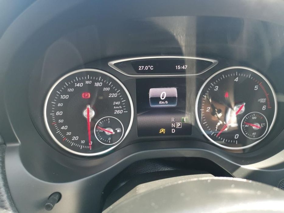 Mercedes-Benz A180d