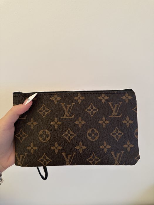 Kosmetyczka louis vuitton