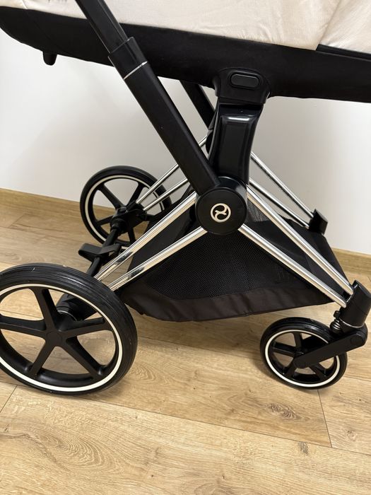 Cybex priam 4.0 off White