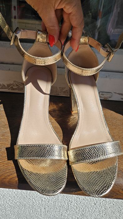 Buty sandały na obcasie czółenka roz 39