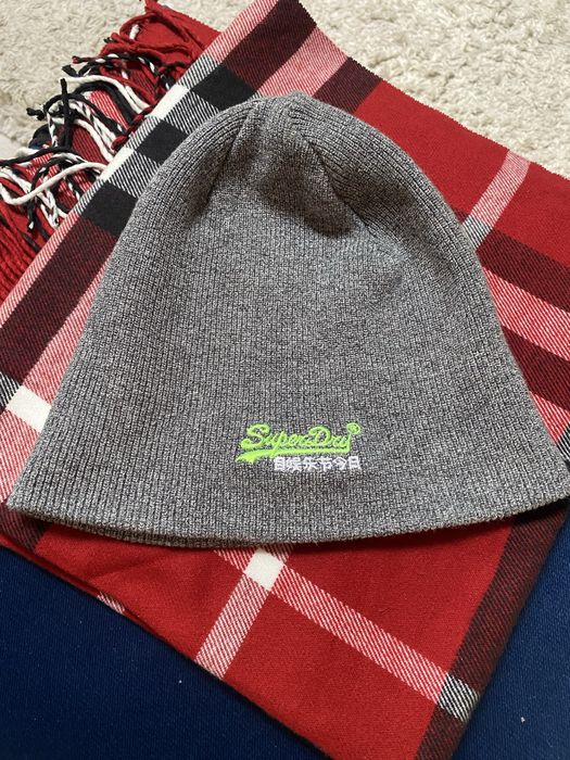 Czapka szara Superdry