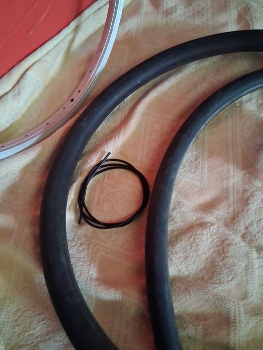 Aro de bicicleta 26, bicha, camâra de ar e kit de furos