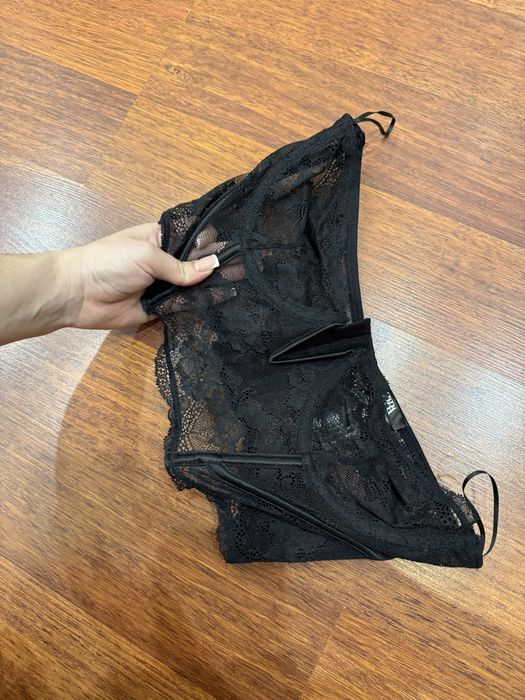 Корсет з мережива від Zara