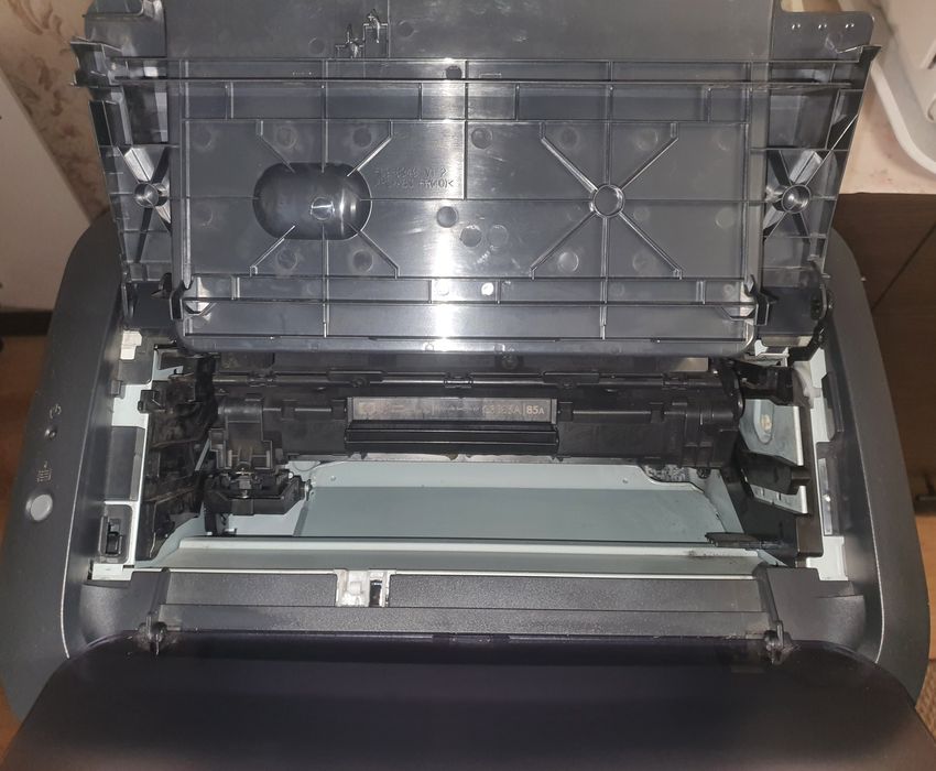 Принтер canon  LBP 6000B f 158200 рабочий