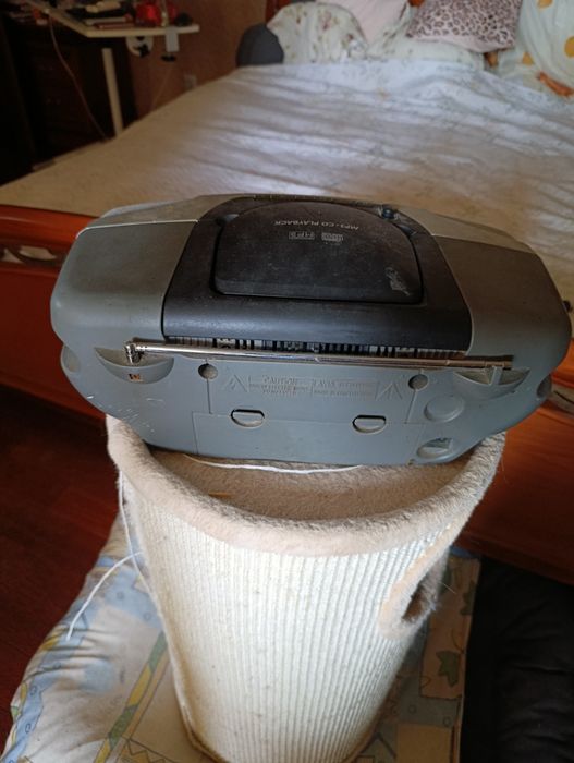Бумбокс Phillips AZ1316/00C