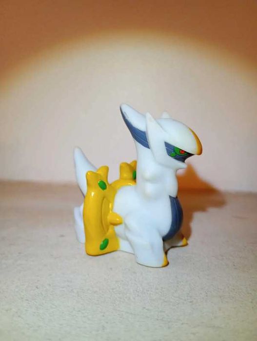 Figura Pokémon arceus