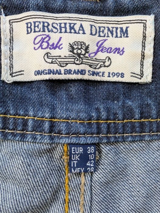 Super krótkie spodenki jeansowe