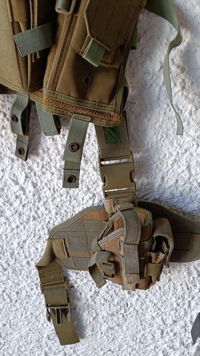 Colete de armas e balas