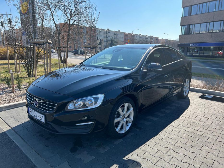 VOLVO S60 – samochód na wynajem