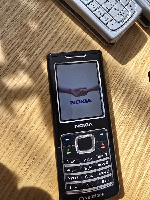 2x nokia 6230 2x Nokia 6500c 1x Nokia 1208
