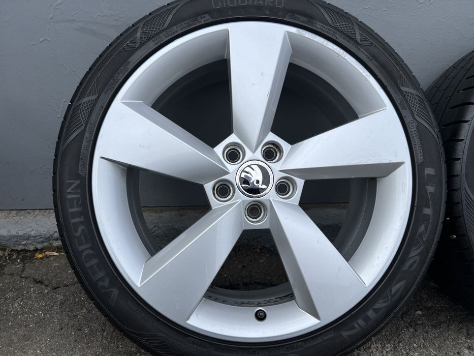 Оригінальні диски Skoda r17 5*100 Fabia RS Roomster Octavia Tour