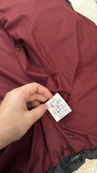 Пуховик trussardi p L чоловічий
