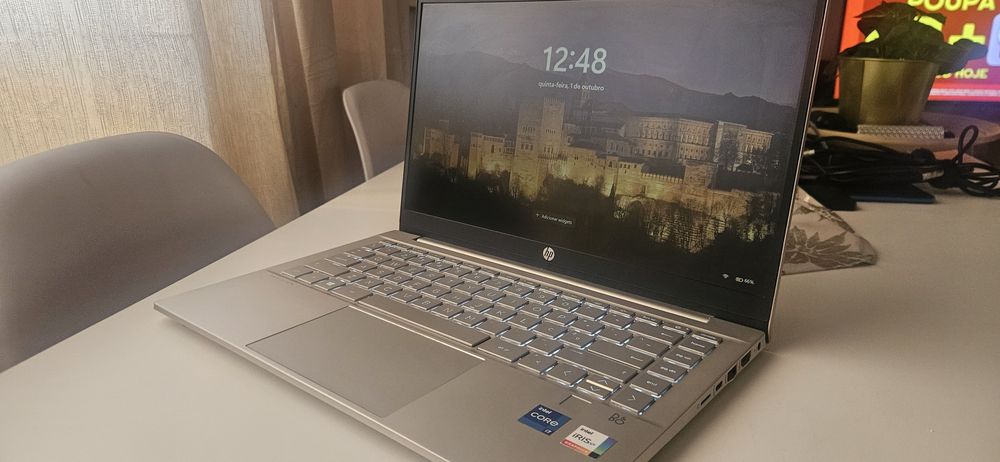 HP Pavilion 14 i7 / 16GB / 1TB SSD