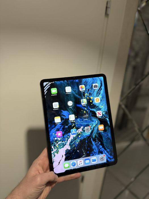 Apple iPad Pro 11 1 Gen LTE 256GB LTE WiFi  Space gray гарантія