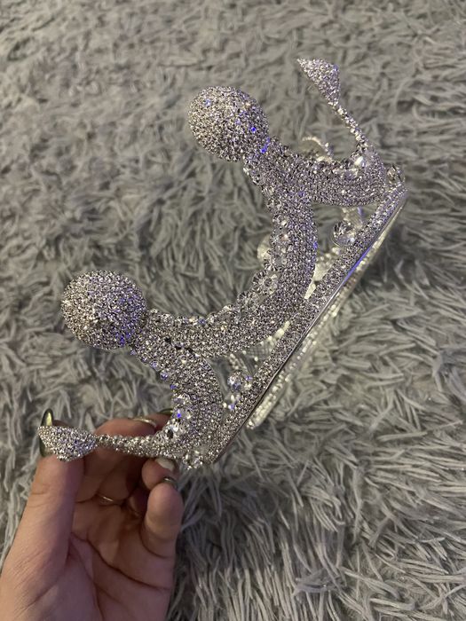 Весільна корона ідеальна бомбічна