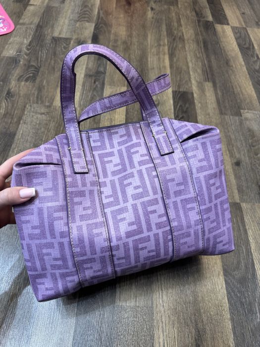Сумка під fendi