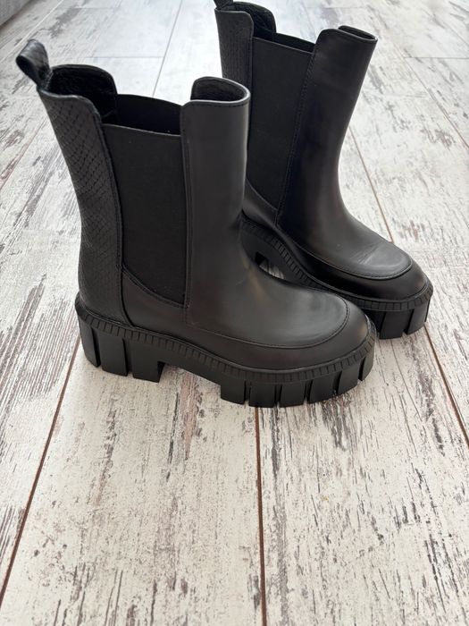 Черевики шкіряні, чорні Челсі 35 розмір