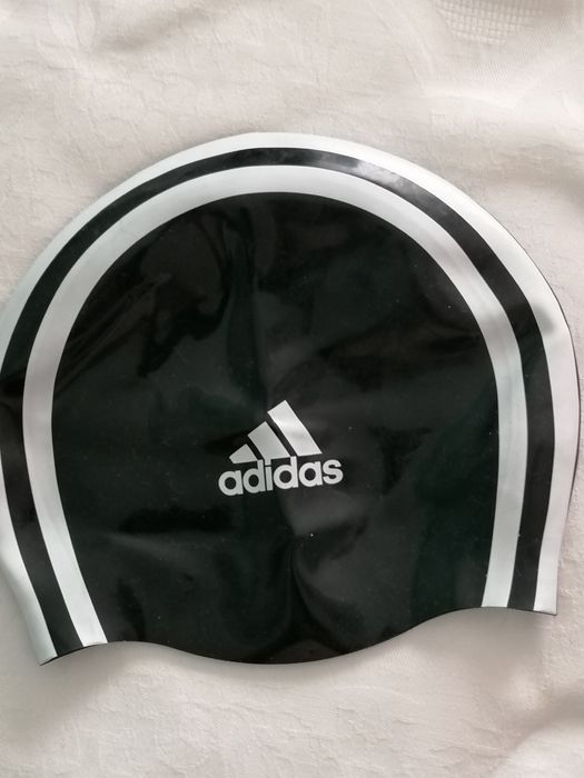 Touca natação silicone Adidas nova