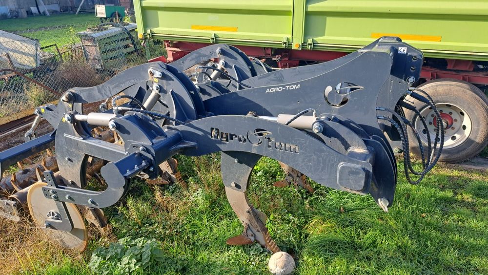 Pług dłutowy bezorkowy Agro Tom GSH XL 2.5m