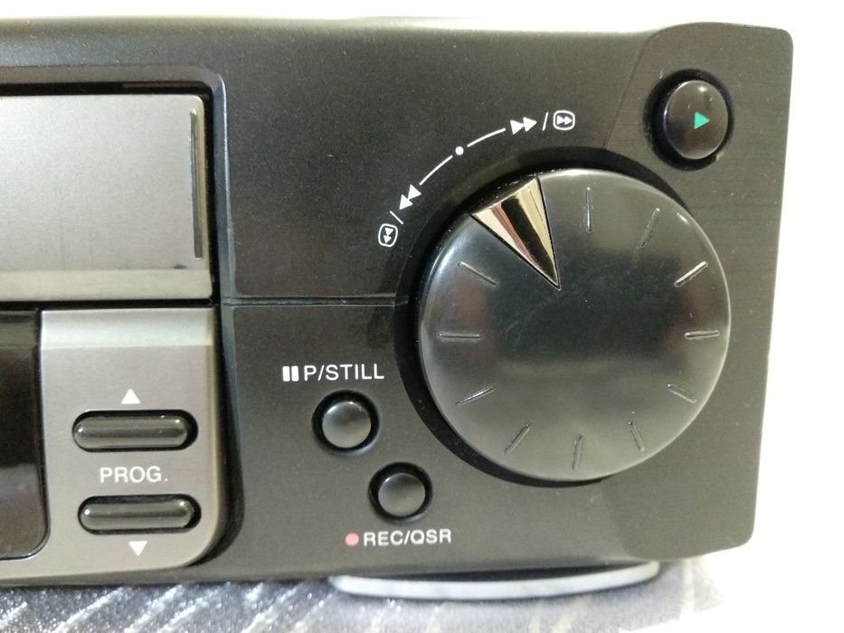 Відеомагнітофон LG N30P