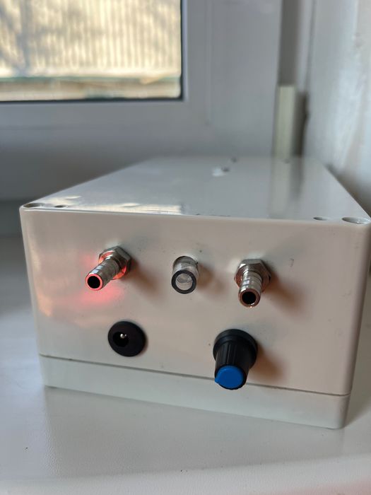 Електричний імпульсний насос 12В до доїльного апарату для кіз