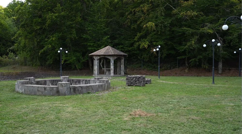 Продам заміський будинок, база відпочинку, центр реабілітації