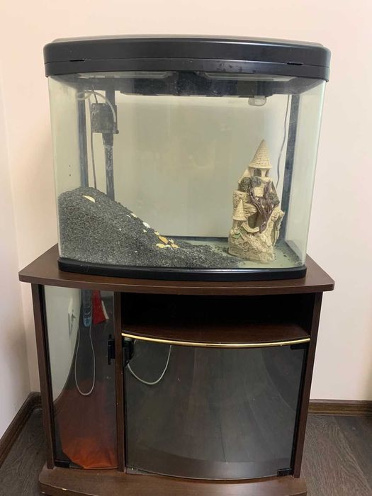 Продам акваріум 70 л