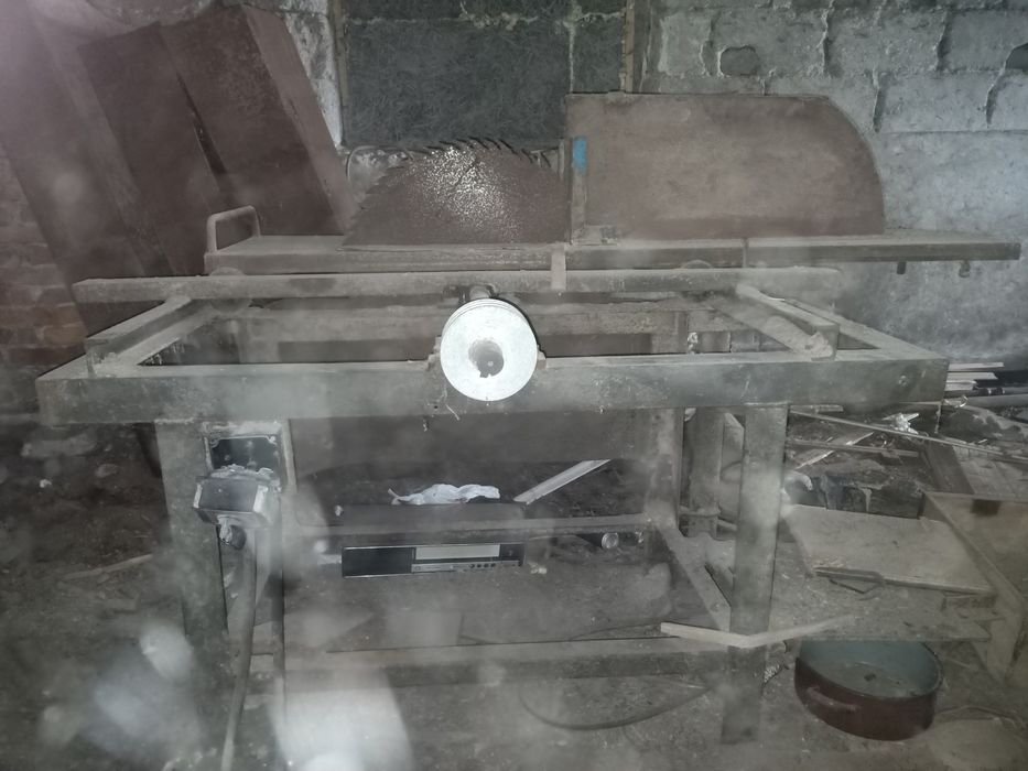 Sprzedam cyrkularkę stołową