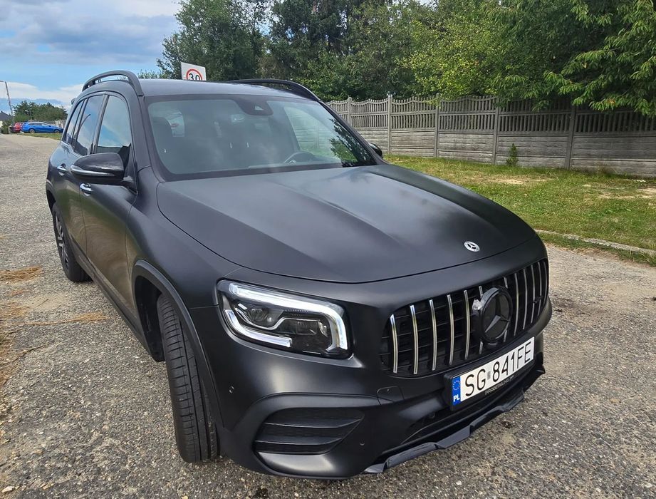 Mercedes-Benz GLB GLB AMG oklejony czarny mat