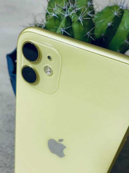 iPhone 11 Yellow Гарний стан. На подарунок