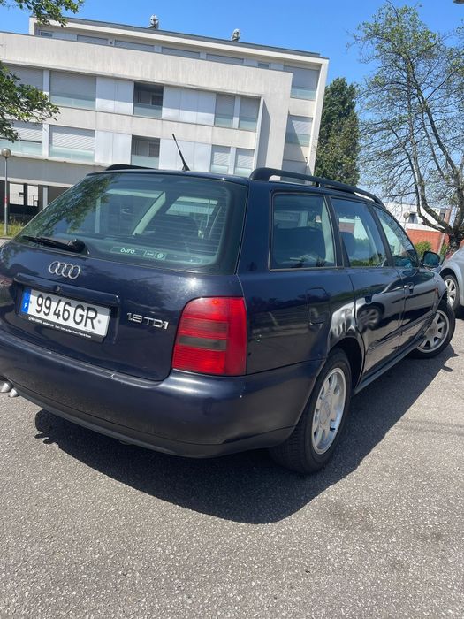Audi A4 Avant B5 1.9 TDI AFN 110cv – 1996 – AC + Teto de Abrir foto 5