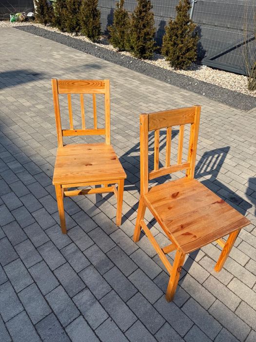 Zestaw stół + krzesła JYSK sosna