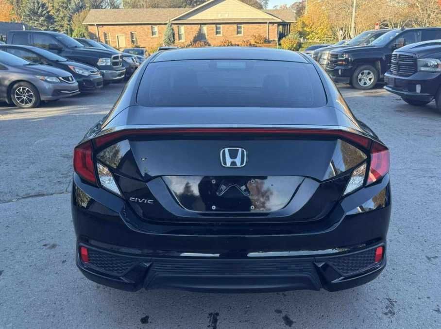 Кришка багажника Honda Civic X 2015-2021 КУПЕ