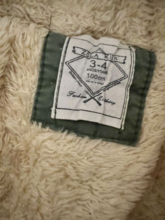 Зимова куртка з капюшоном