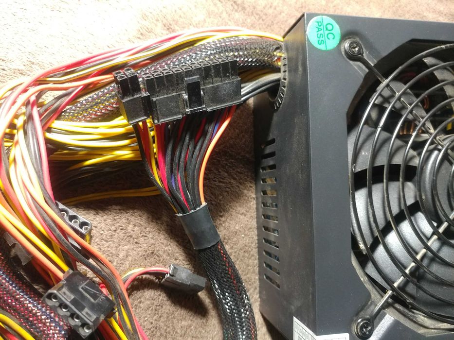 Блок питания 2000Вт Solid Gear SDGR-2000ETH ATX майнерский геймерский