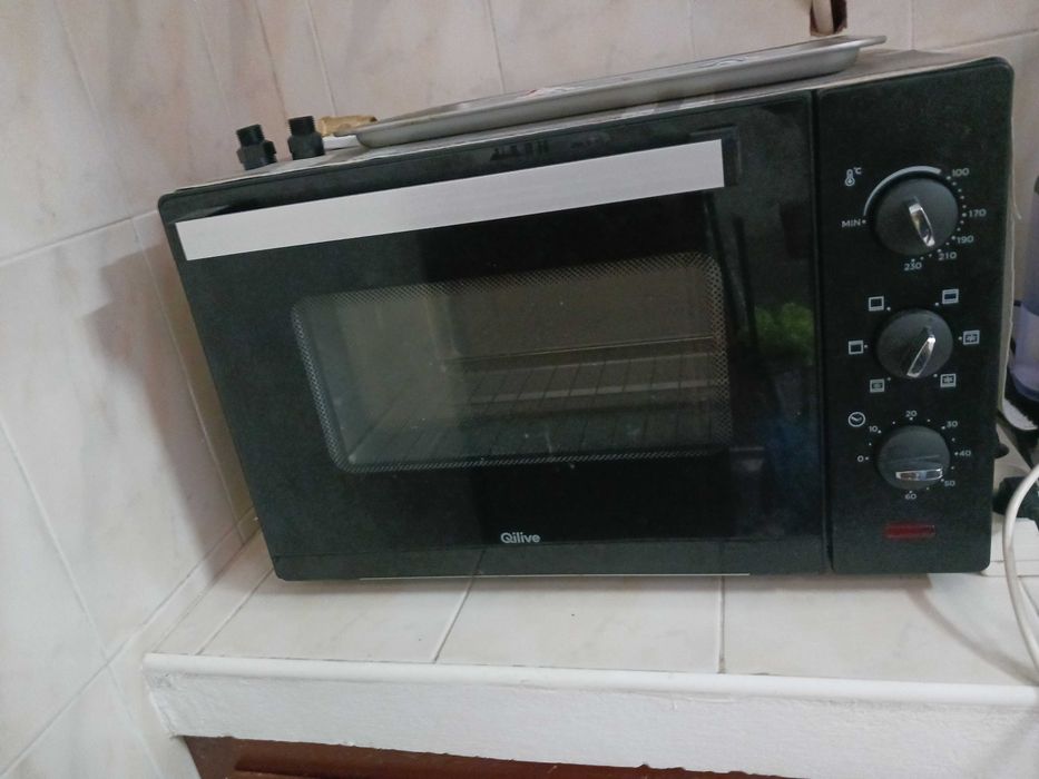 Vendo usado forno eletrico Qilive em otimo estado