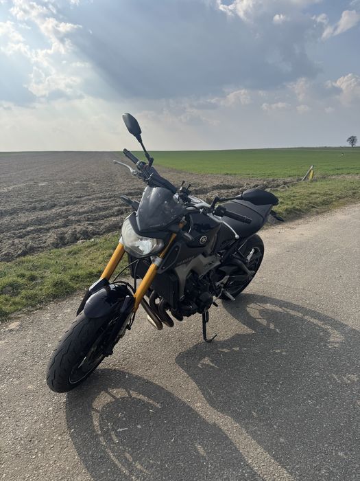 Yamaha MT09 2014r ixil