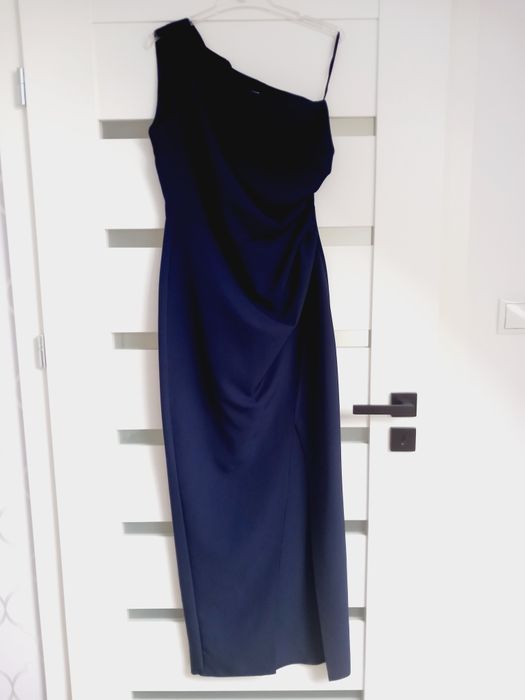 Sukienka wieczorowa na jedno ramię r. 38 Katniss