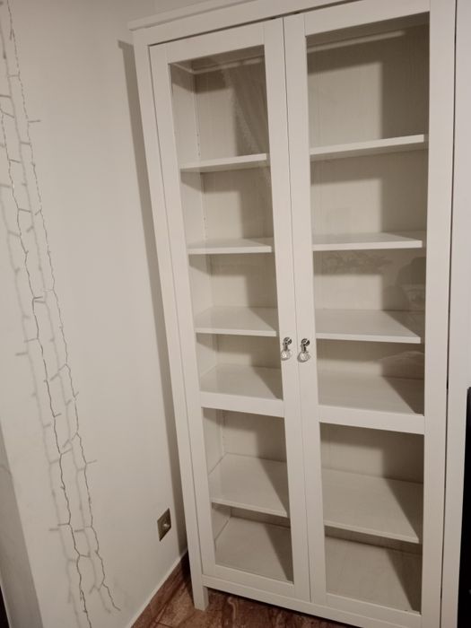 Witryna  Hemnes nowa biała