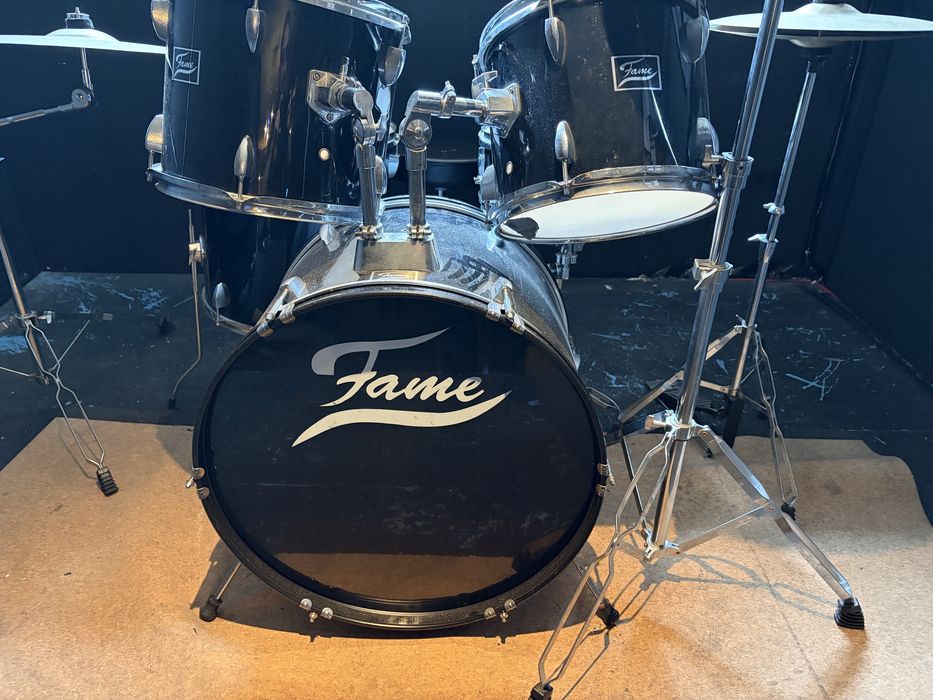 Bateria Fame em optimo estado