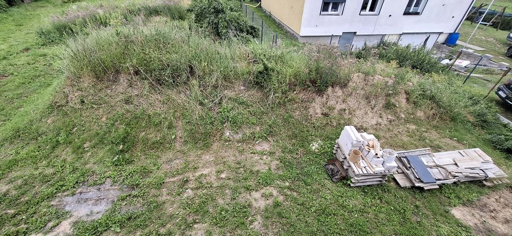 Oddam glinę/ziemię  z wykopu